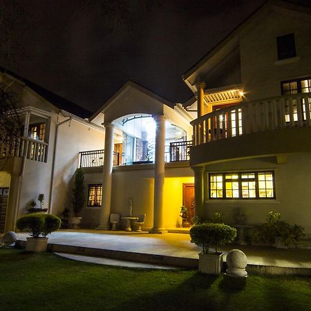 Hotel Aristo Manor à Richards Bay Extérieur photo