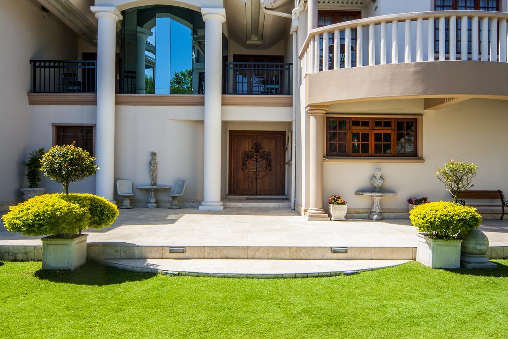 Hotel Aristo Manor à Richards Bay Extérieur photo
