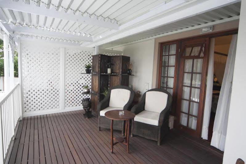 Hotel Aristo Manor à Richards Bay Extérieur photo